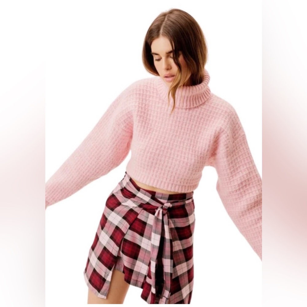 NWOT For Love And Lemons Madeline Turtleneck Crop Sweater Size Medium